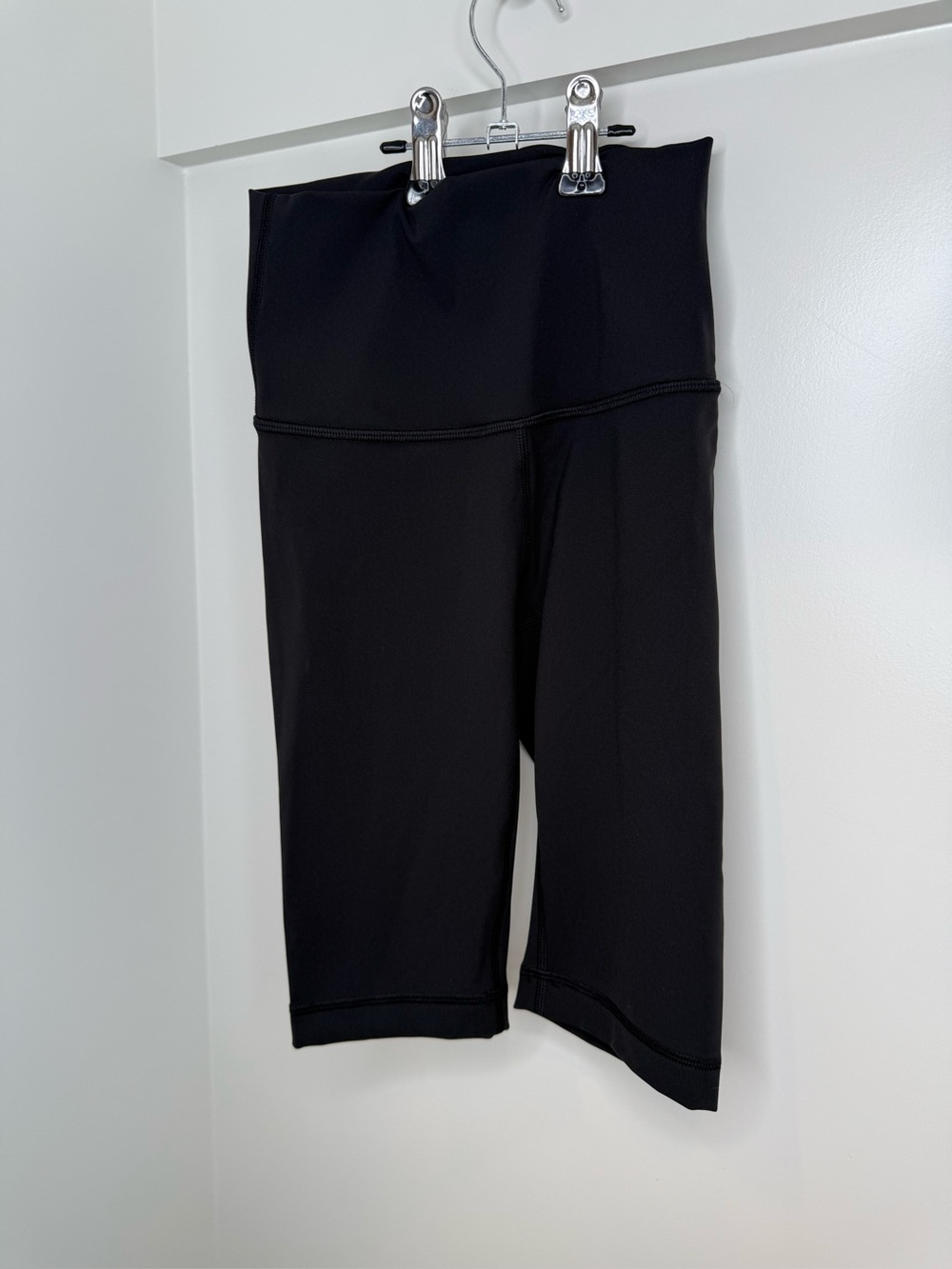 Lululemon Wunder Train high-rise shorts SIZE 0